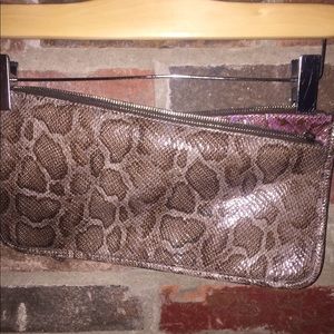 Wow 🔥Nine West leopard handbag